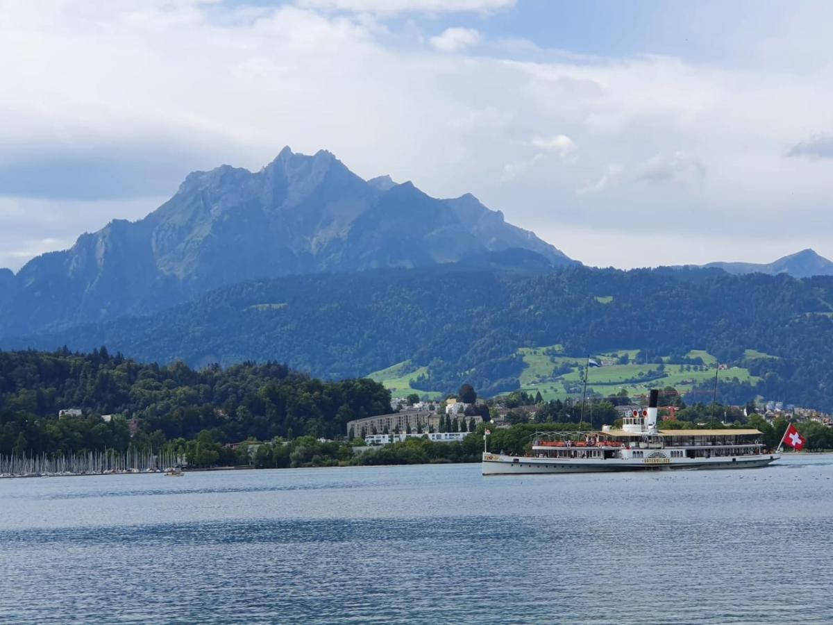 Priv. Apartment Bei Swiss Holiday Park Morschach Exterior photo